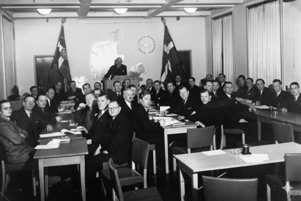 Firmaidraettens Historie Stiftelsesmoede